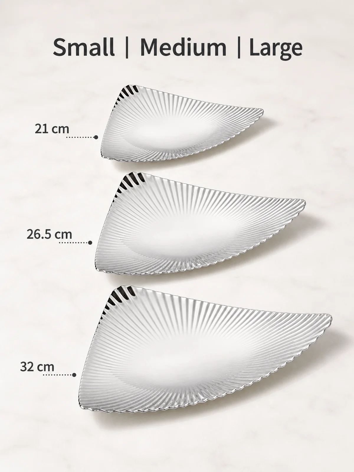 Opciones pequeño mediano y grande del plato triangular acanalado de acero inoxidable 304